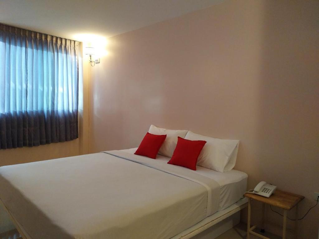 Bird Room Hotel - Pratunam Bangkok Dış mekan fotoğraf