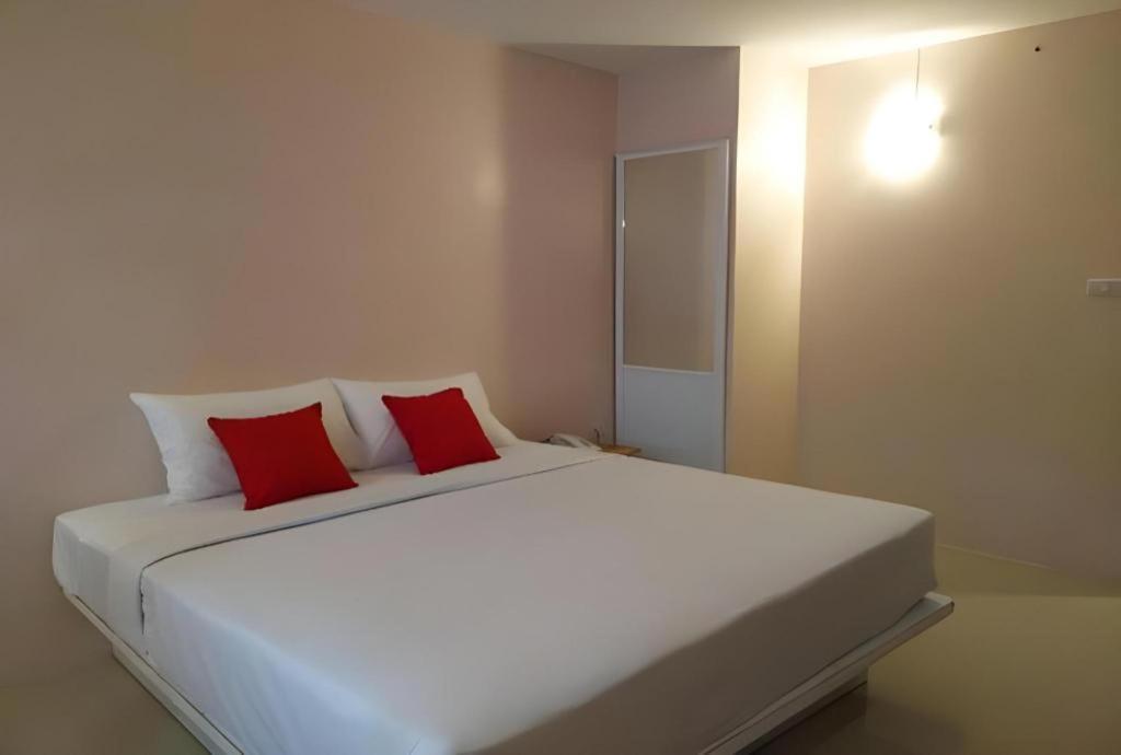 Bird Room Hotel - Pratunam Bangkok Dış mekan fotoğraf